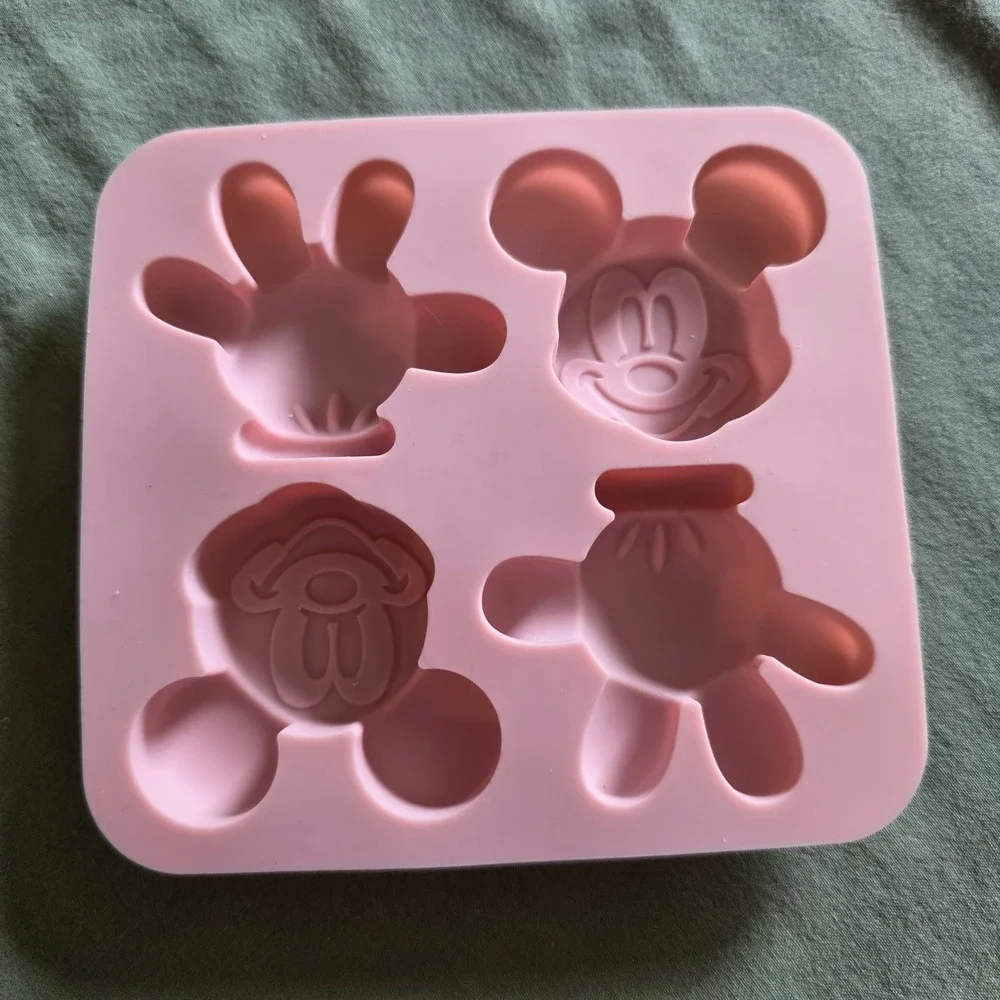 Disney Mickey Mouse Pink Silicone Mold Epoxy Soap Craft Tray Large Wax Melts